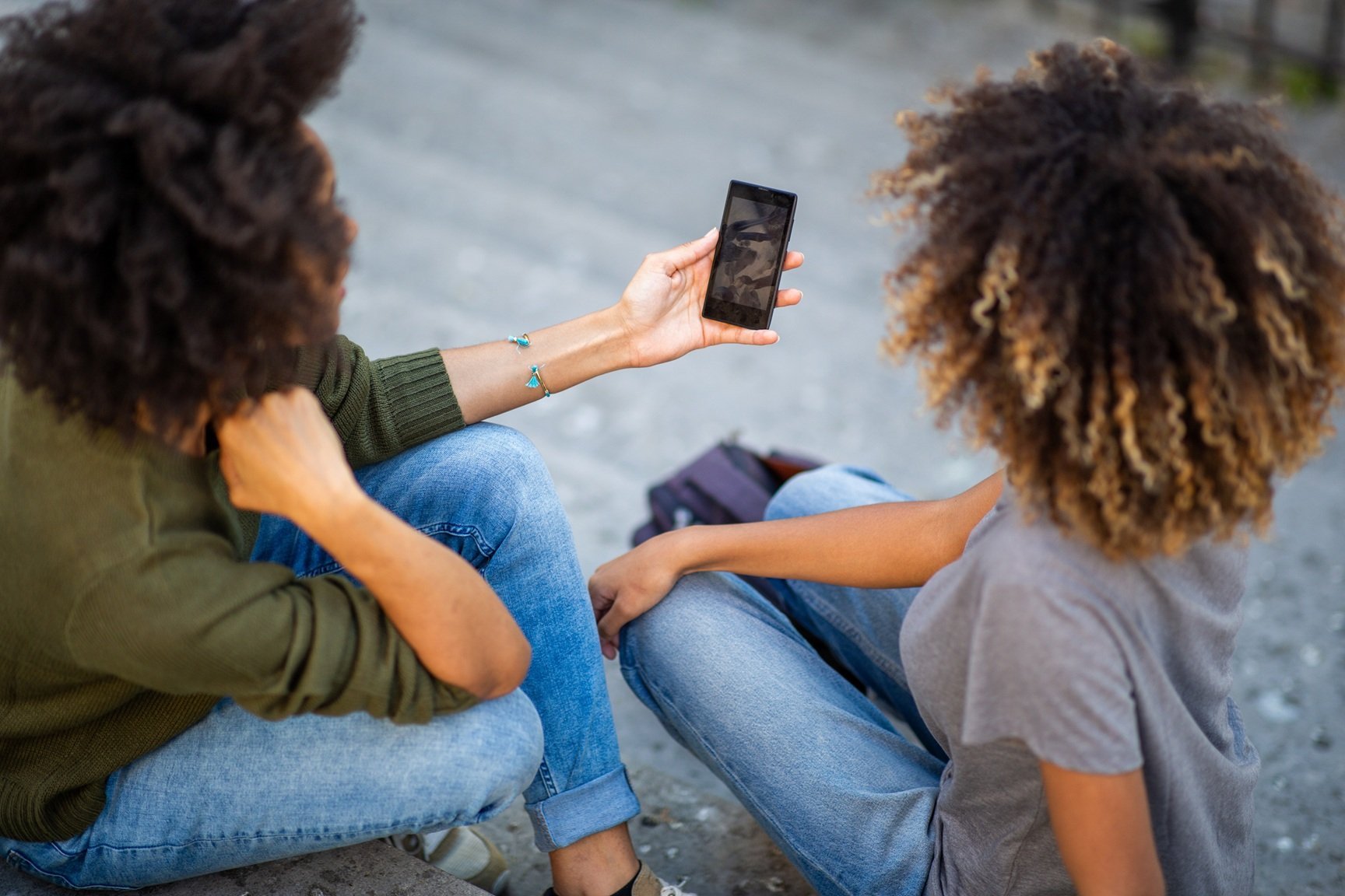 young-adults-enjoying-day-with-mobile-phone-2026-01-05-23-09-59-utc