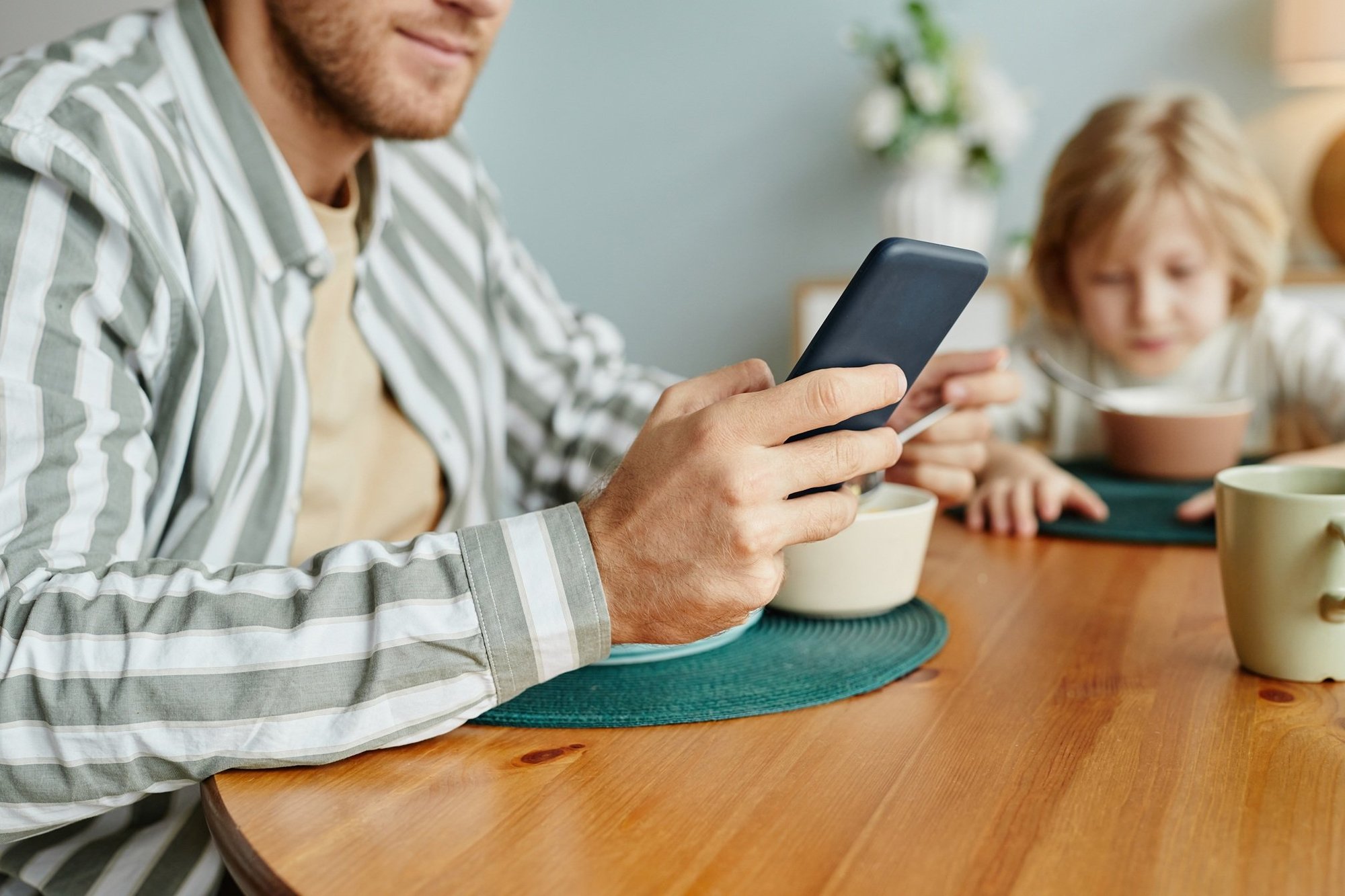 Distracted Parenting